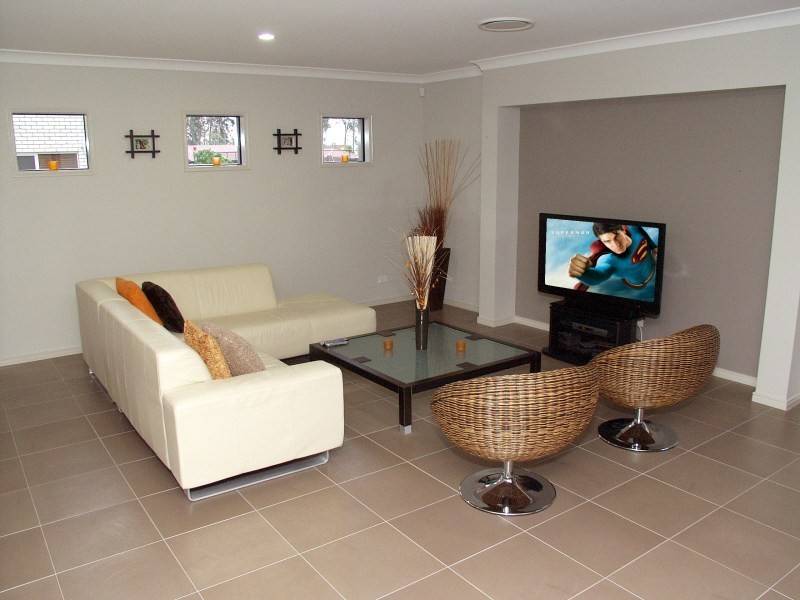 32 Lambert Drive, Calamvale QLD 4116