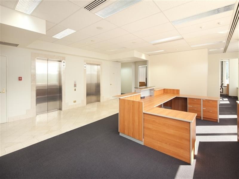 64 Ferny Avenue, Surfers Paradise QLD 4217