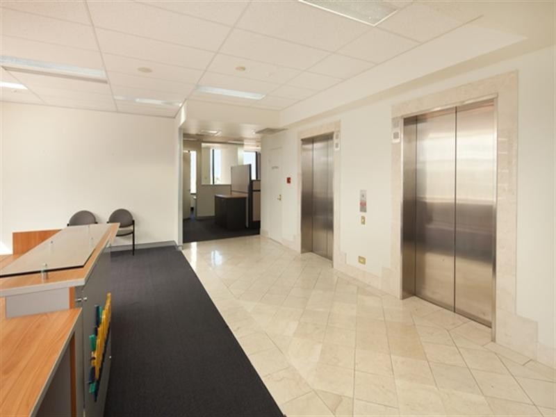 64 Ferny Avenue, Surfers Paradise QLD 4217