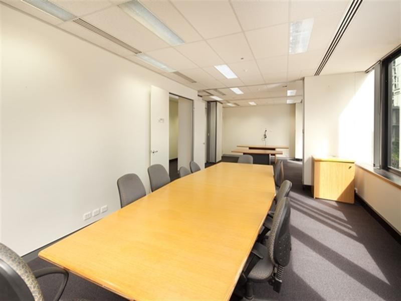 64 Ferny Avenue, Surfers Paradise QLD 4217