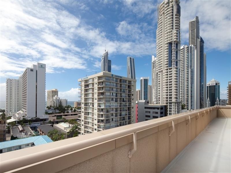 64 Ferny Avenue, Surfers Paradise QLD 4217