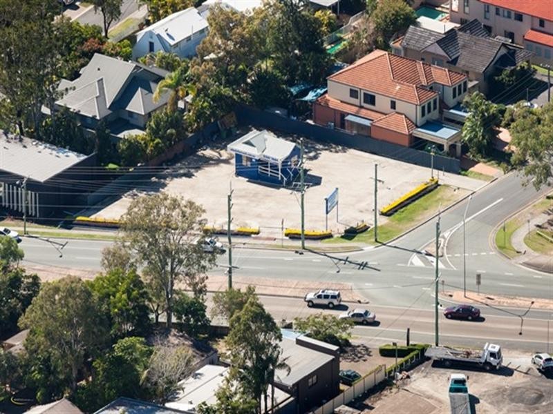 53 Winchester Street, Southport QLD 4215