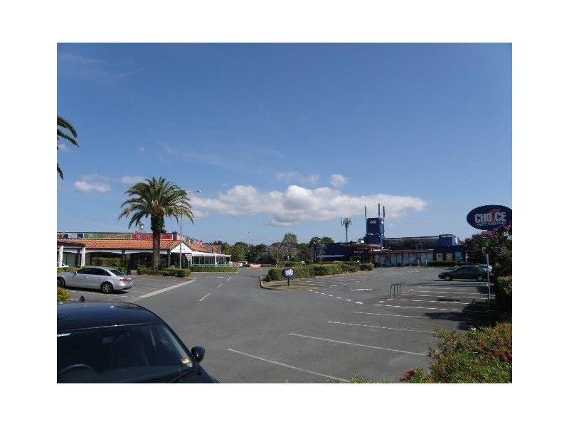 221 Christine Avenue, Miami QLD 4220