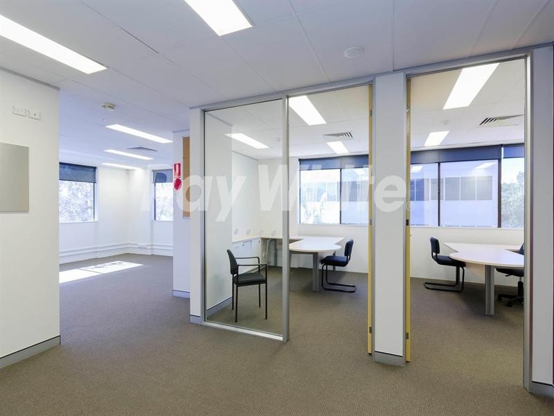 87-89 Upton Street, Bundall QLD 4217