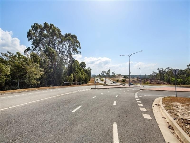 4 Oakey Creek Road, Coomera QLD 4209