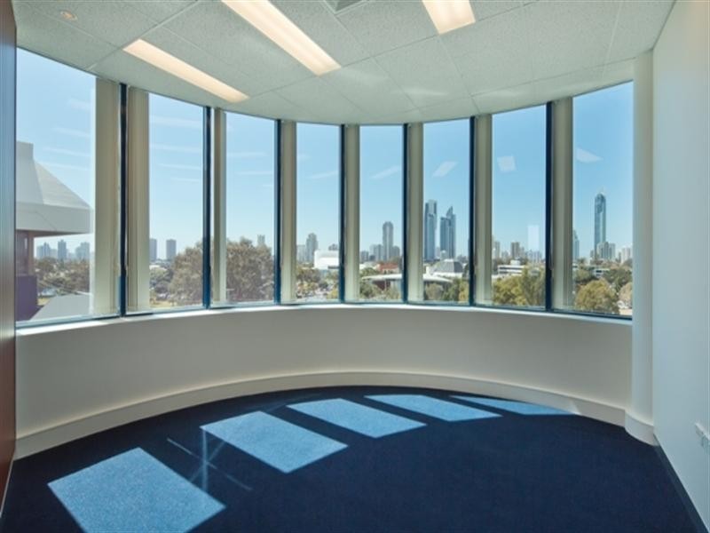 128 Bundall Road, Bundall QLD 4217