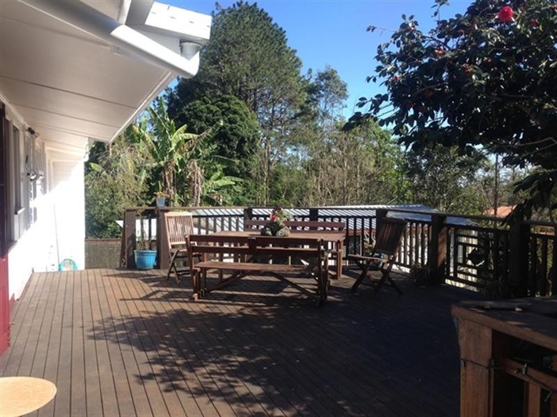 94 Eagle Heights Road, Tamborine Mountain QLD 4272