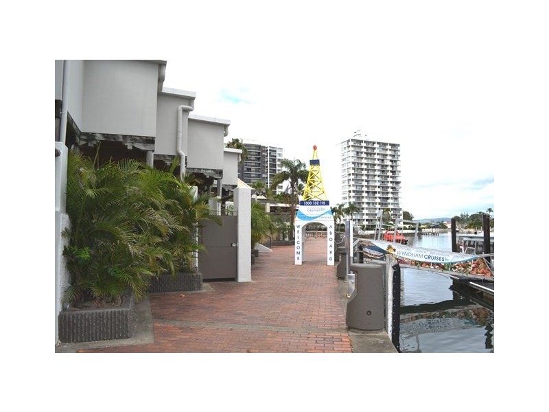 Surfers Paradise QLD 4217