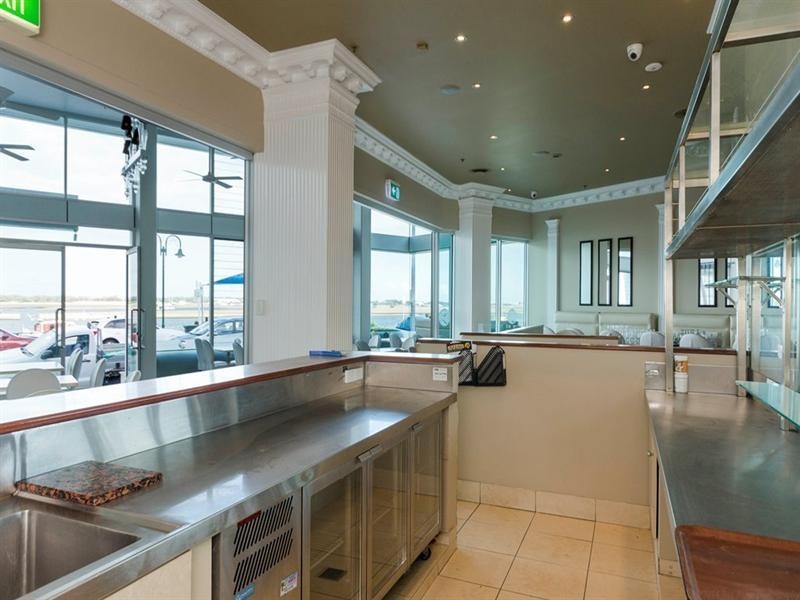 Lot 2/300 Marine Parade, Labrador QLD 4215