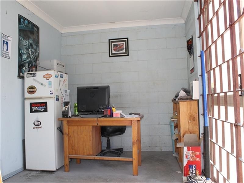 2/8B Alex Fisher Drive, Burleigh Heads QLD 4220