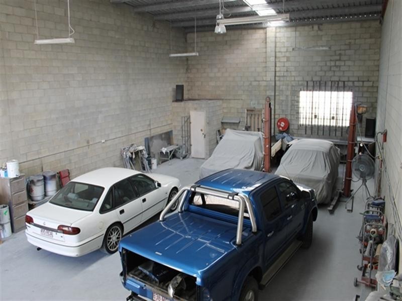 2/8B Alex Fisher Drive, Burleigh Heads QLD 4220