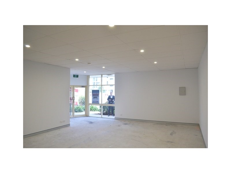 40 Frank Street, Labrador QLD 4215