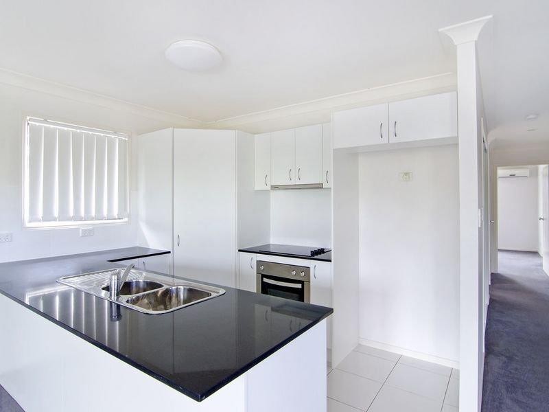 66 Nerang Broadbeach Road, Nerang QLD 4211