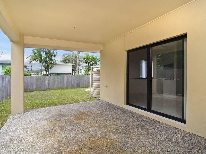 66 Nerang Broadbeach Road, Nerang QLD 4211