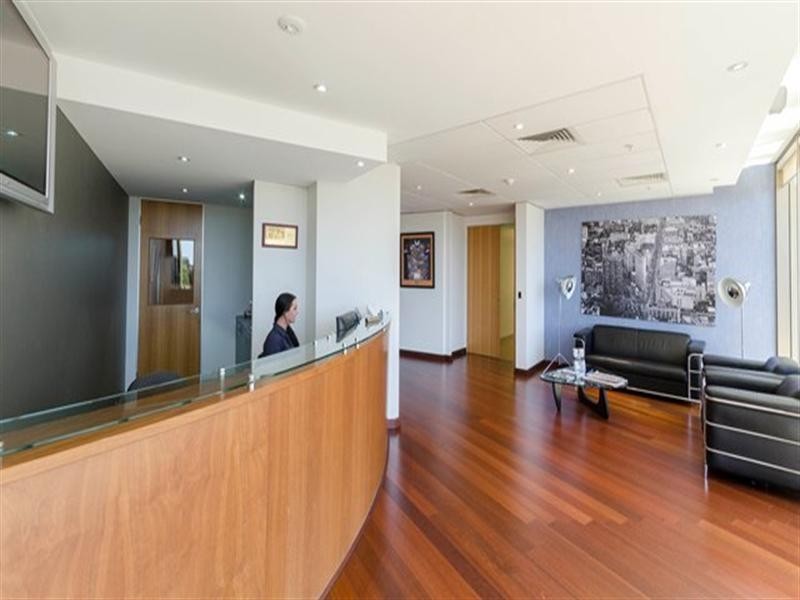 50 Marine Parade, Southport QLD 4215