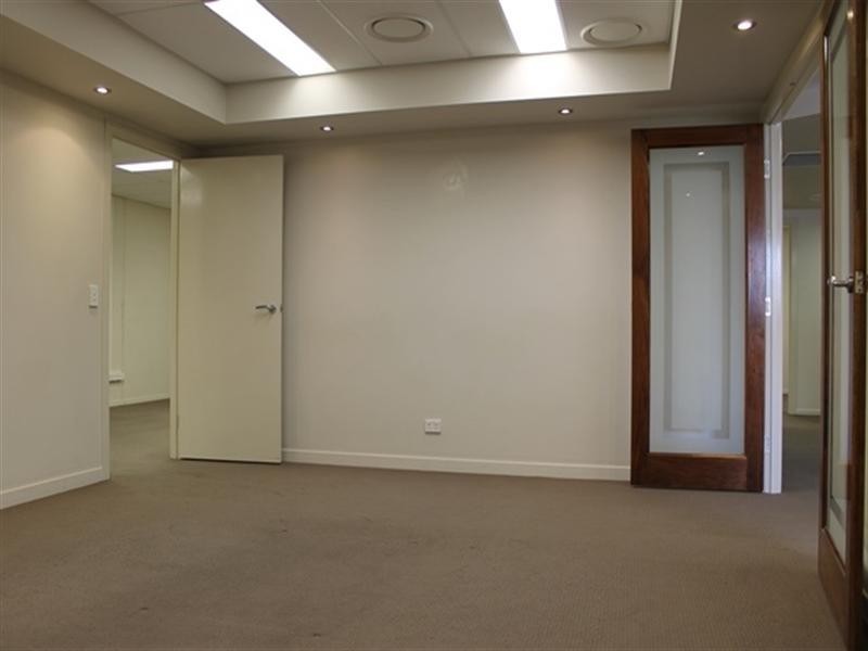 1b/22 Ereton Drive, Arundel QLD 4214