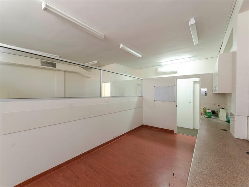 38 Nerang Street, Southport QLD 4215