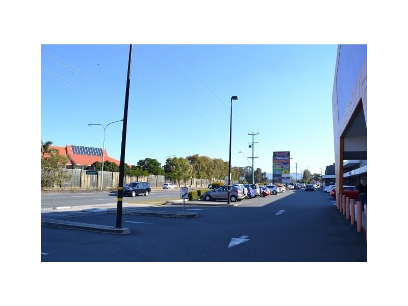 1 Manchester Road, Carrara QLD 4211
