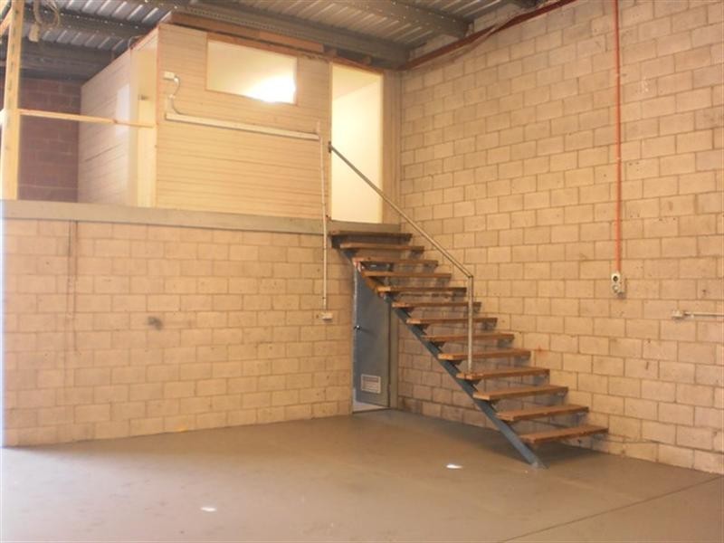2/5 Hutchinson Street, Burleigh Heads QLD 4220