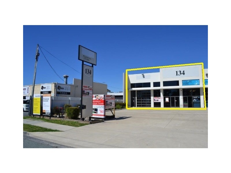 134 Brisbane Road, Labrador QLD 4215