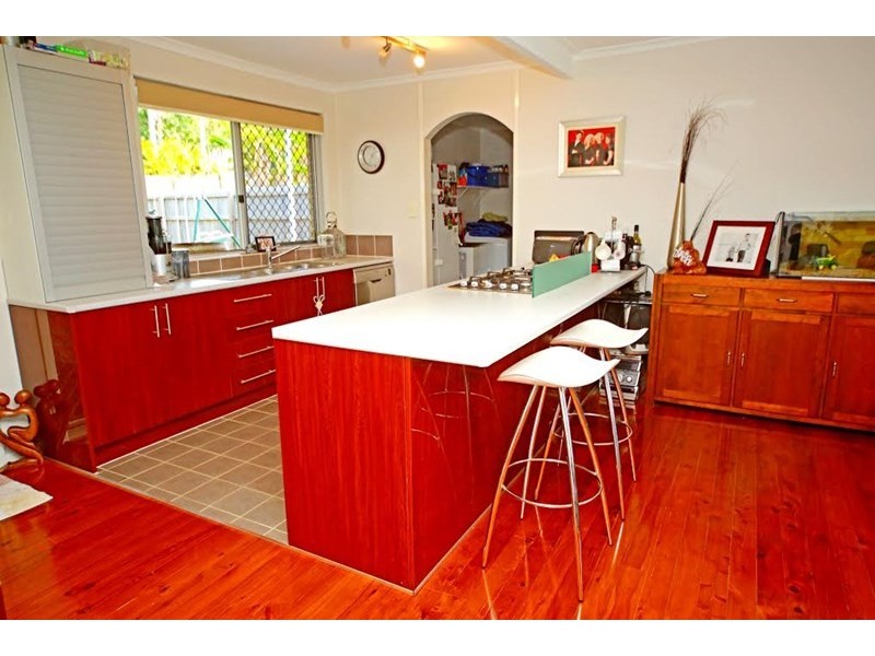 28 Shirley Street, Southport QLD 4215