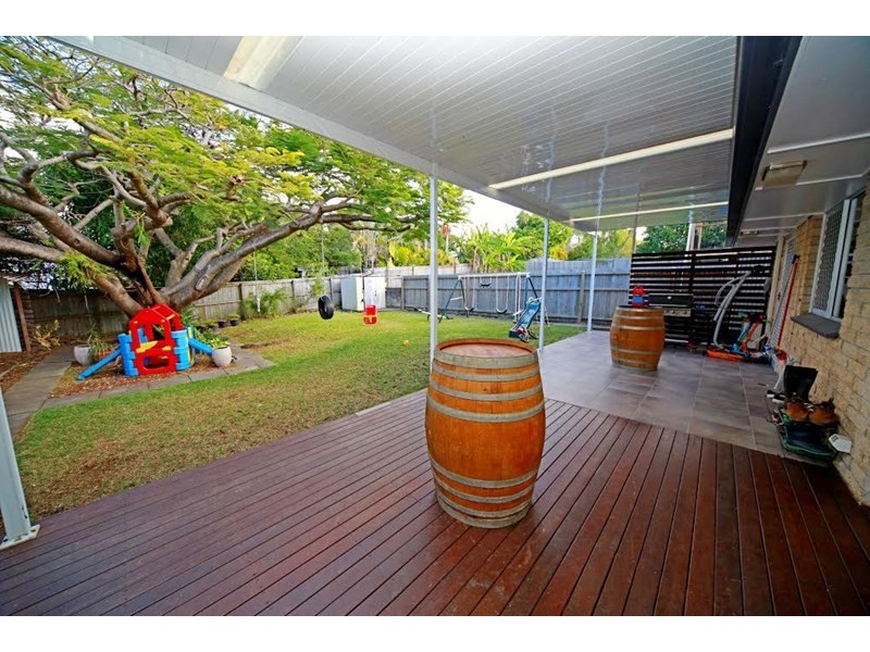 28 Shirley Street, Southport QLD 4215