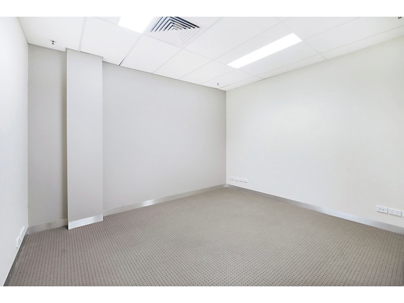 10 and 11/2 Waterfront Place, Robina QLD 4226