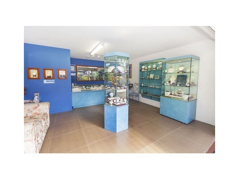 1, 2, 3/151 long Road, Tamborine Mountain QLD 4272