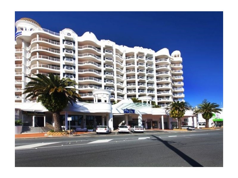 24 Queensland Avenue, Broadbeach QLD 4218