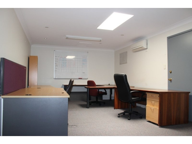 2B/10 Strathaird Road, Bundall QLD 4217