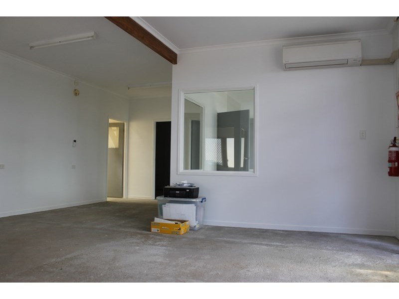 1/10 Fremantle Street, Burleigh Heads QLD 4220