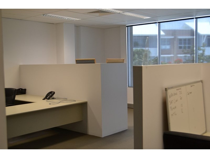 Suite I/21 Lake Street, Varsity Lakes QLD 4227