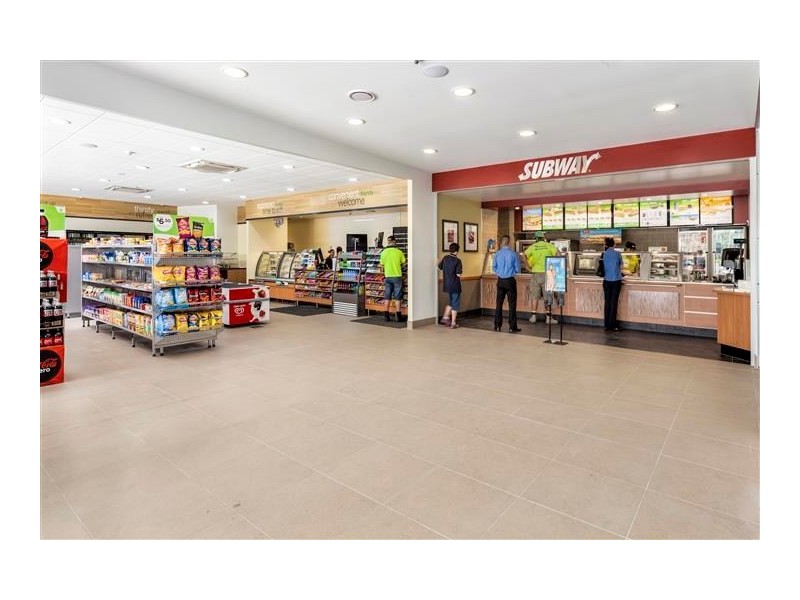 3765 Pacific Highway, Slacks Creek QLD 4127