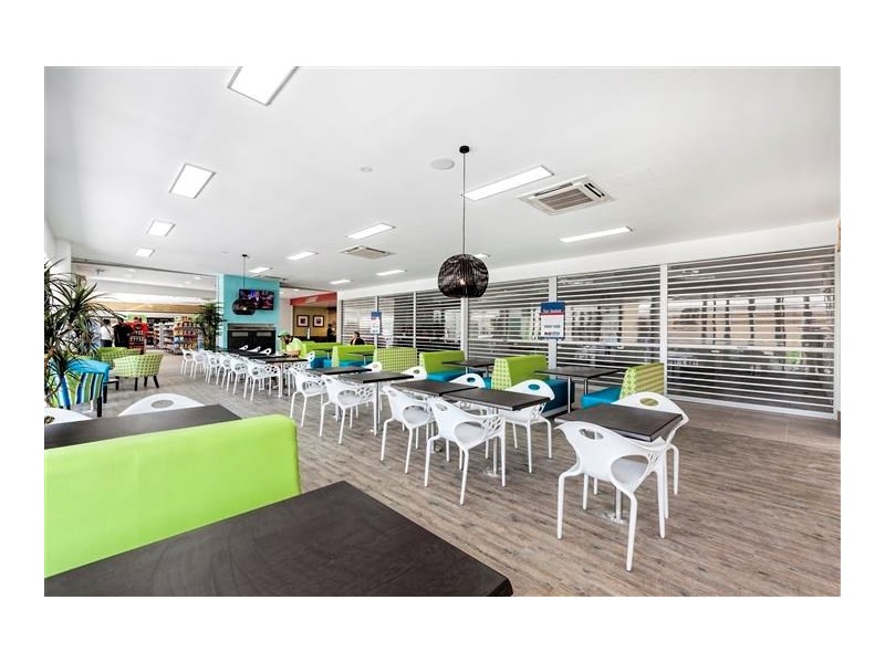 3765 Pacific Highway, Slacks Creek QLD 4127