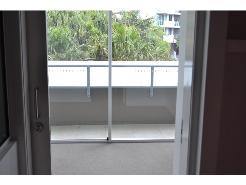 Suite E, 21 Lake Street, Varsity Lakes QLD 4227