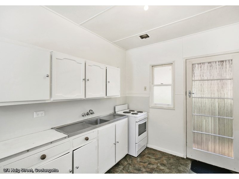 4 Haig Street, Coolangatta QLD 4225