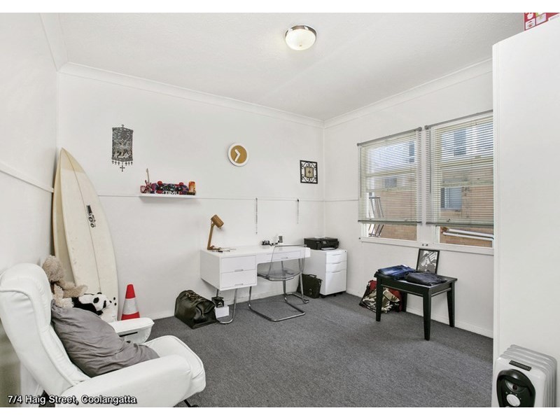 4 Haig Street, Coolangatta QLD 4225