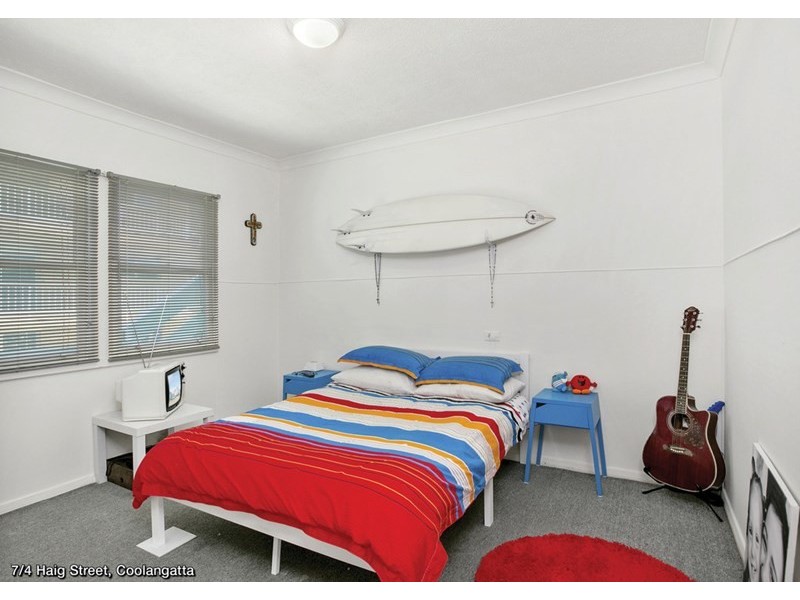 4 Haig Street, Coolangatta QLD 4225