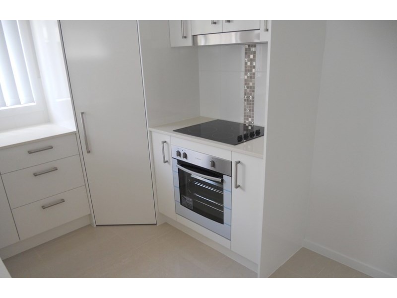 5 Blake Street, Southport QLD 4215