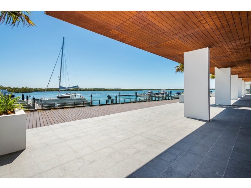 3-4 Marina Promenade, Paradise Point QLD 4216