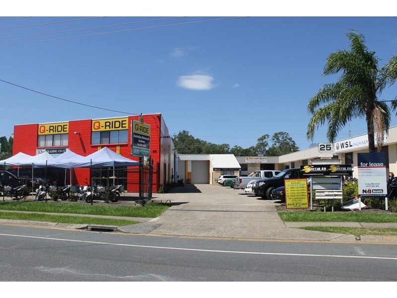 2/25 Lawrence Drive, Nerang QLD 4211