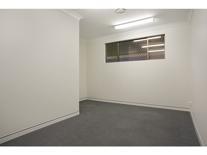 7 and 8/153 Cotlew Street, Ashmore QLD 4214