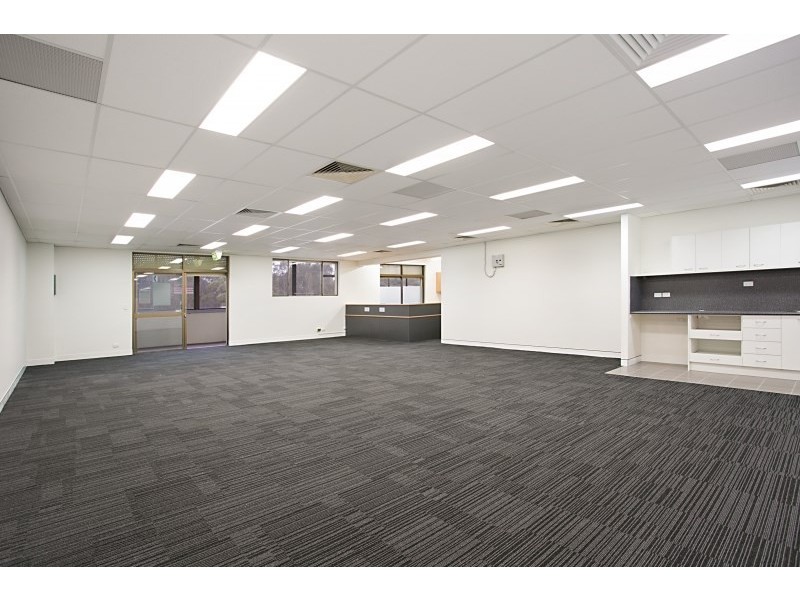 7 and 8/153 Cotlew Street, Ashmore QLD 4214
