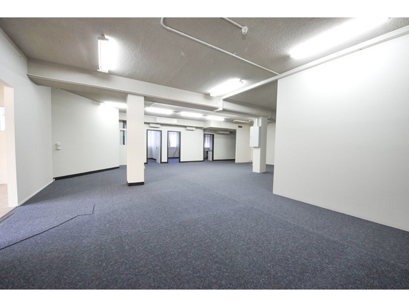 3 Alison Street, Surfers Paradise QLD 4217