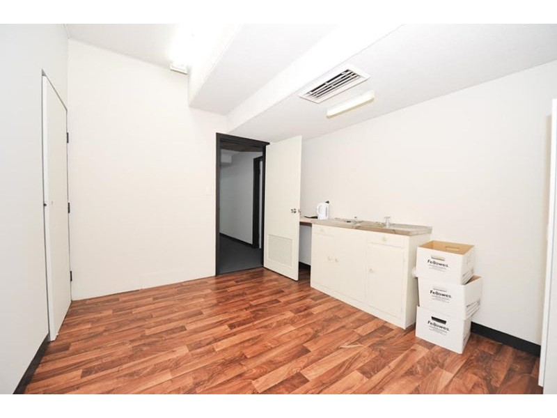 3 Alison Street, Surfers Paradise QLD 4217