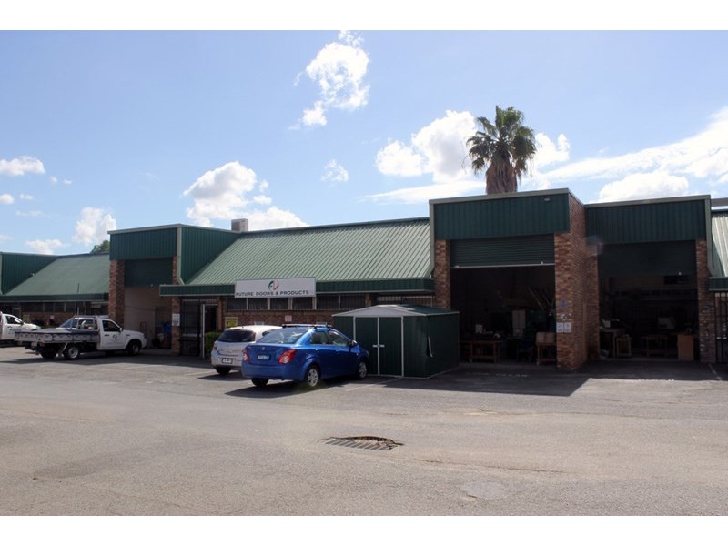 4 and 5/26 Greg Chappell Drive, Burleigh Heads QLD 4220