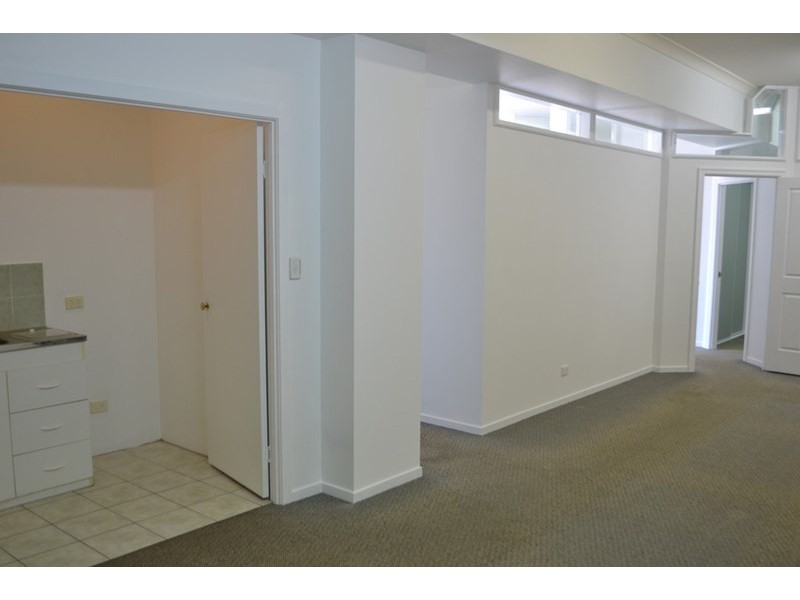 3/80 Davenport Street, Southport QLD 4215