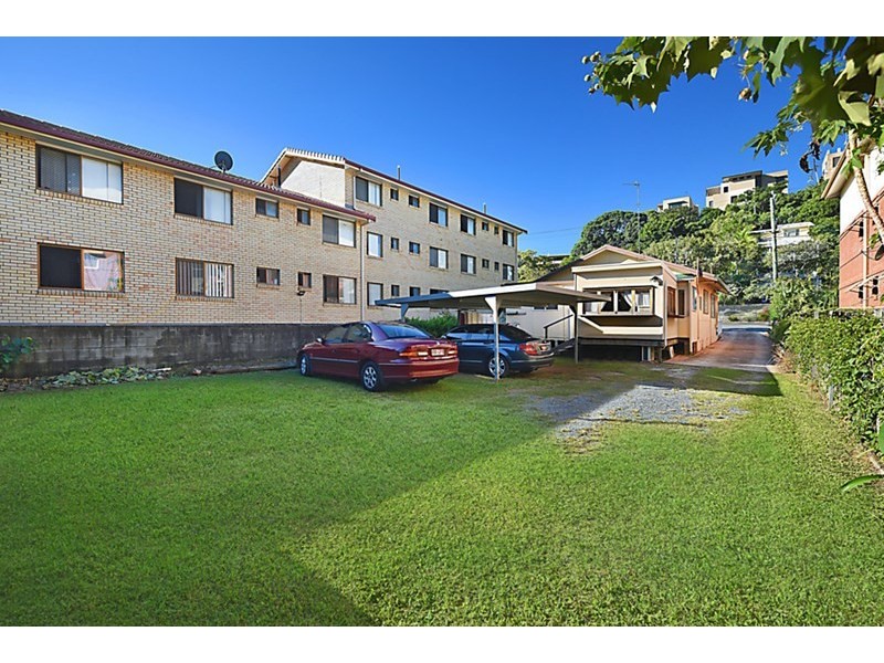 1988 Gold Coast Highway, Miami QLD 4220