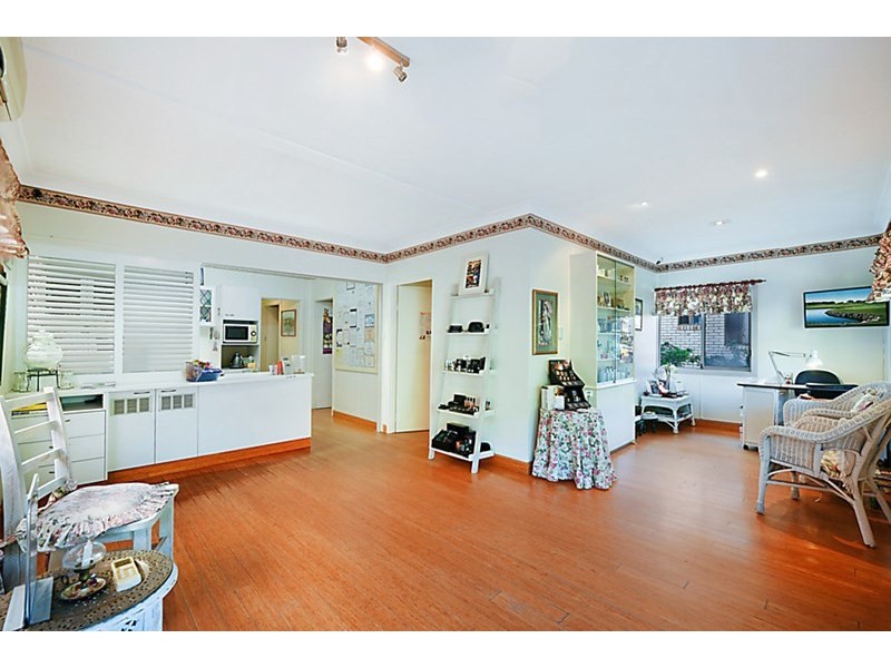 1988 Gold Coast Highway, Miami QLD 4220