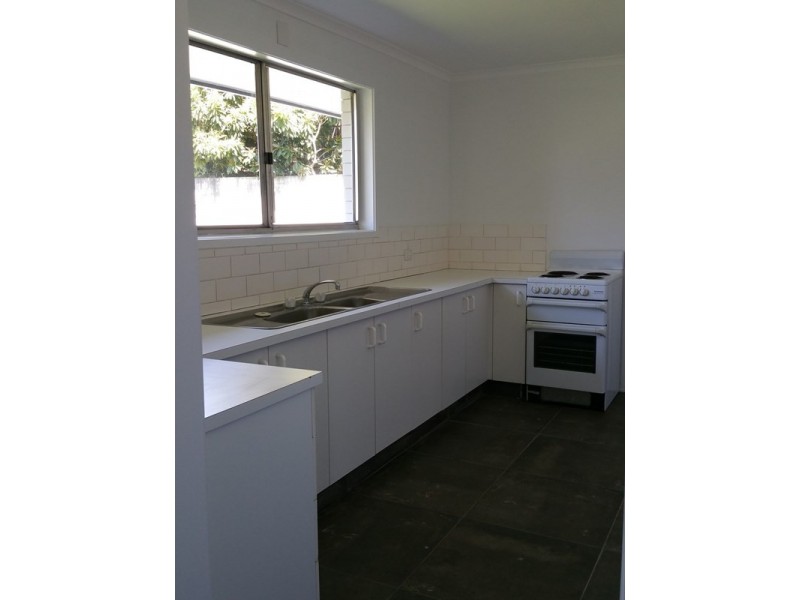 14 Ashmore Road, Bundall QLD 4217